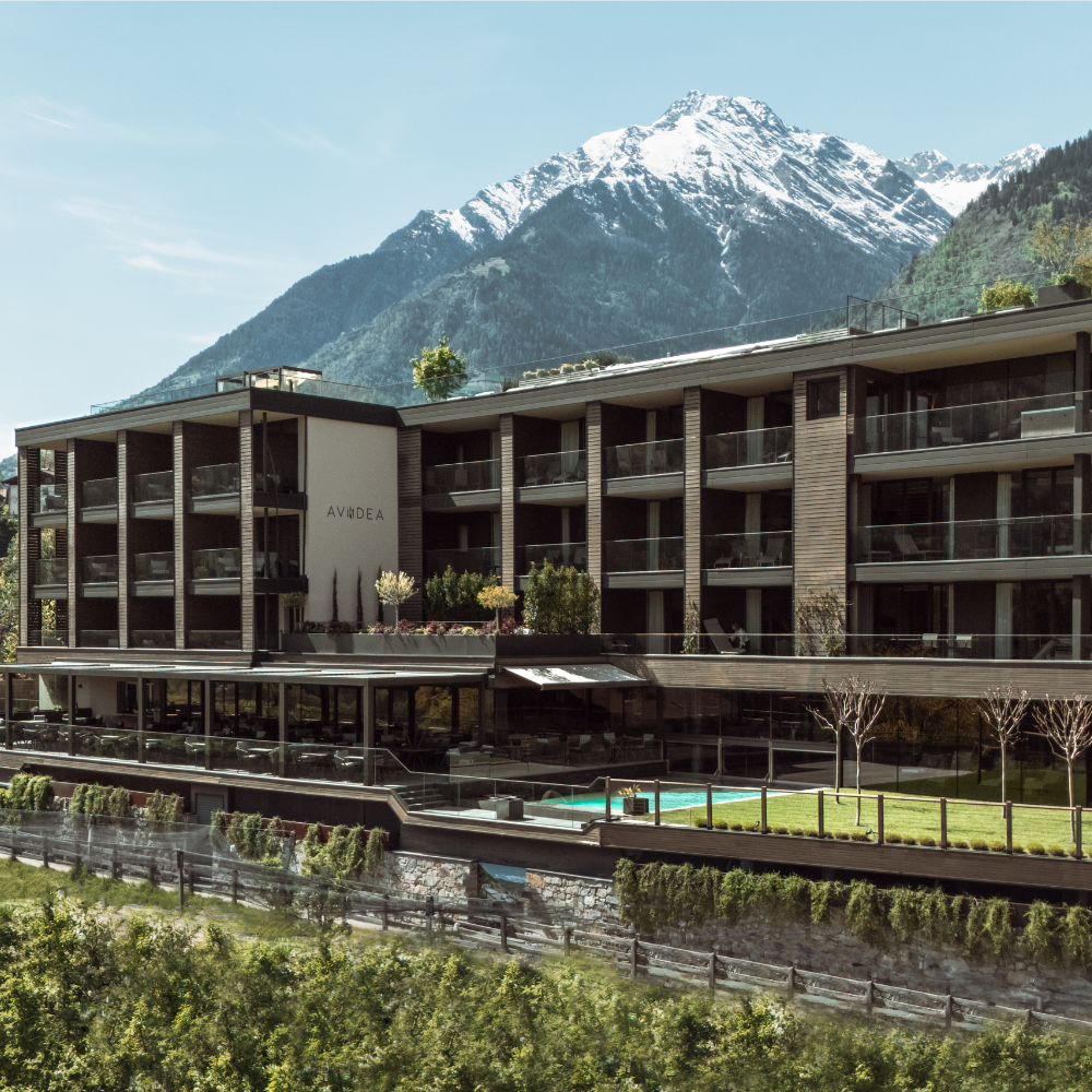 Hotel mit Pool in Südtirol mit Yoga