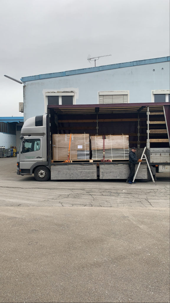 lokale Produktion mit kurzen Transportwegen bei einer nachhaltigen Produktion von Yogamatten