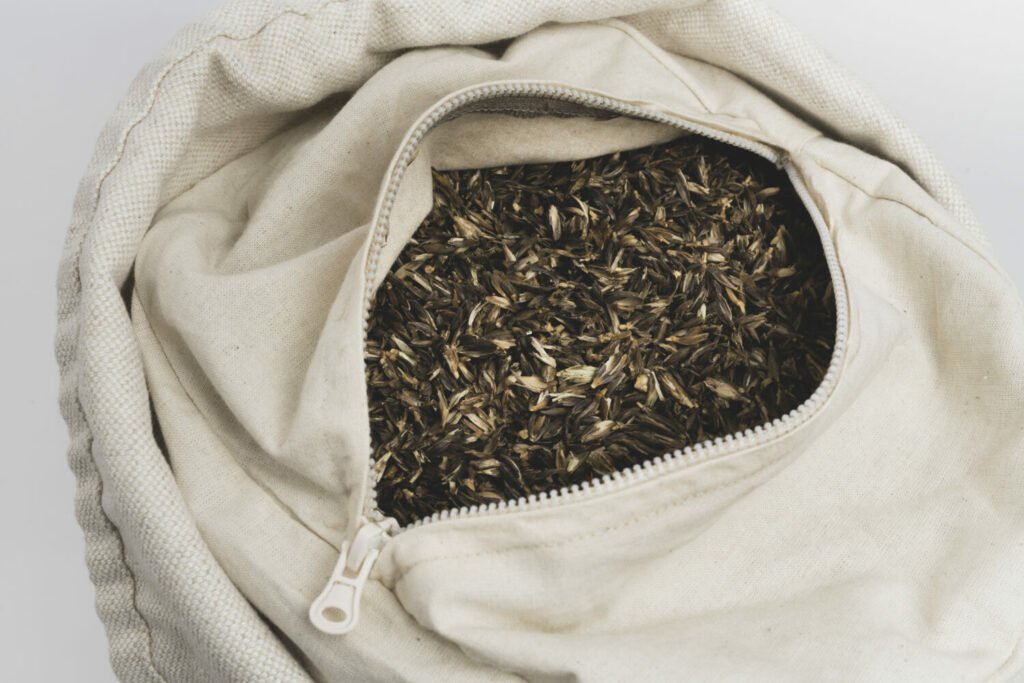 Detail of the husk in hejhej-bolster